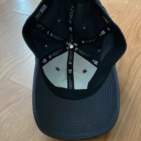 ❤️ 9Twenty New York Yankees Adjustable Baseball Hat Cap NWOT - Picture 4 of 6